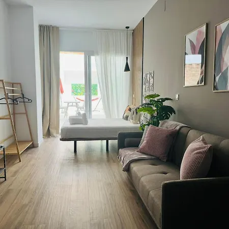 Planas 2 Design & Spaciousness With Terraza In Ruzafa Soho شقة